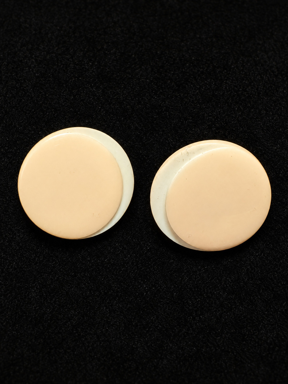 ⚜️ Vintage Disc Earrings | Bold Clip-On | Cream Ivory 80s Statement 💗
